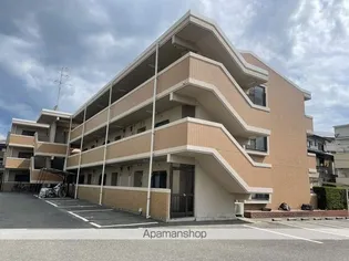 秋山マンションの画像