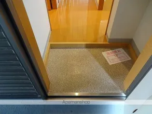 ミール【5階】の玄関