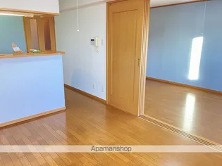 リュエル【302号室】の居間