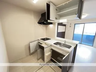 クルール Ⅱ【1階】のキッチン