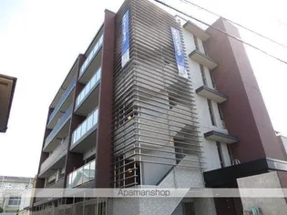 エンブレム持田の画像