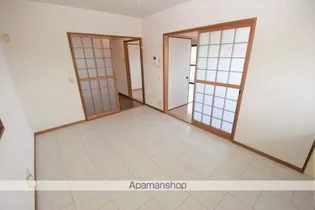 高田グランドマンション【3階】の内装