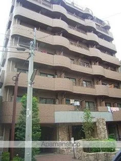 東京都新宿区上落合2丁目【マンション】の外観