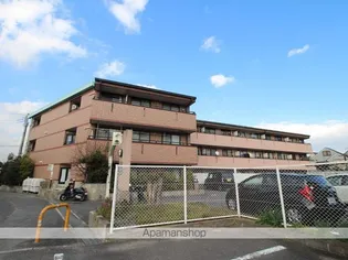 レオン友田の画像