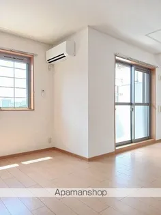 メゾン ド オーブⅢ【1階】の居間