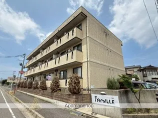 ファミール近藤 IV【3階】の外観