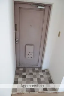 ジョイフル堺【3階】の玄関