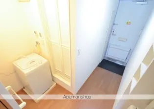 レオパレス飯島Ⅱ【103号室】の玄関