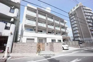 ラヴィ・K【3階】の外観