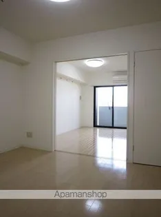 レジディア薬院大通り【13階】の居間