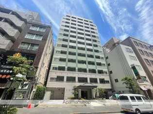 カスタリア新宿御苑【8階】の外観