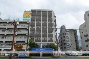 スカイビル【402号室】の外観