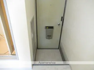 メゾンイトウ【103号室】の玄関