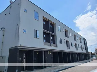 グランドール【3階】の外観