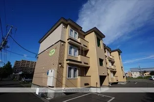 プチロイヤル【1階】の外観