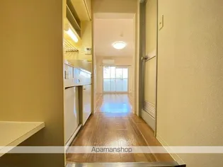 アルファ西宝町210号【210号室】の玄関