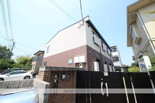 レオネクストコッリーナみなみ野【1階】の外観