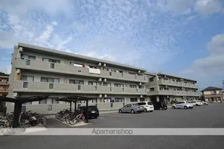 パインコート鏡山の画像