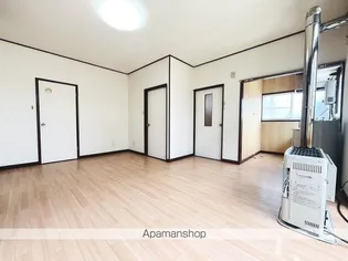 ハイツひばり【1階手前号室】の内装