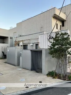 東京都新宿区下落合3丁目【マンション】の外観