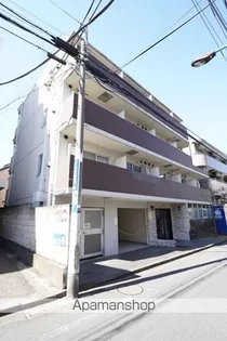 プレール・ドゥーク東新宿【1階】の外観