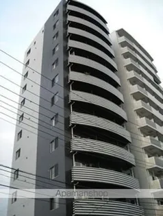 東京都新宿区北新宿1丁目【マンション】の外観