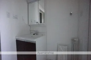 メゾンソレイユ名駅西【2階】の内装