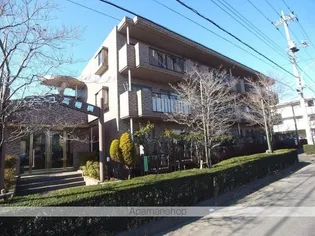 ファミーユ高幡橋【1階】の外観