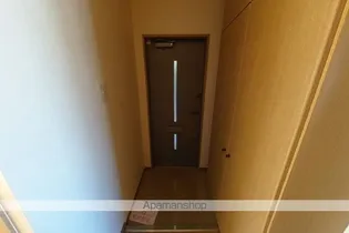 フォンテーヌ竹島【2階】の玄関