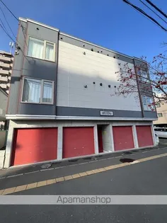 プレシャス15番館【1階】の外観