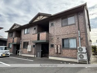 リビングタウン渕 B【2階】の外観