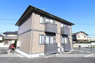 グラシューズ A・B棟【1階】の外観