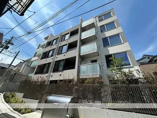 東京都渋谷区初台1丁目【マンション】の外観