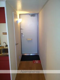 レオパレスエクセレント2号館【204号室】の玄関