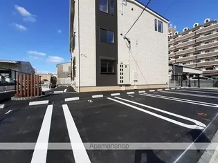 レヴール アムール【1階】の外観