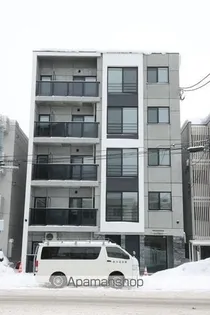 レジデンス北18条【3階】の外観