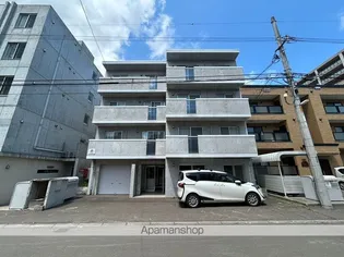 グランドサクセス南円山【2階】の外観