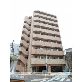 スカイコート代々木【2階】の外観