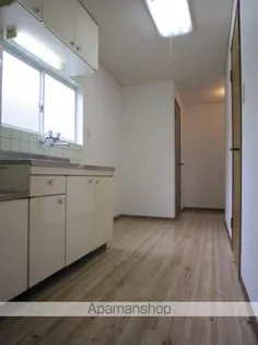 サーパスコート【101号室】のキッチン