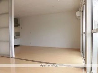 リバーセント B棟【2階】の内装