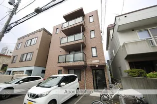 シェラ白石の画像