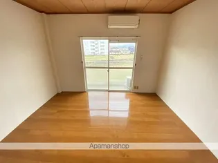 テラスリバーサイド【202号室】の内装