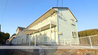 サンヴィレッジ山内【2階】の外観