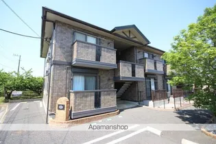 プラムズ・ヴィラ【2階】の外観