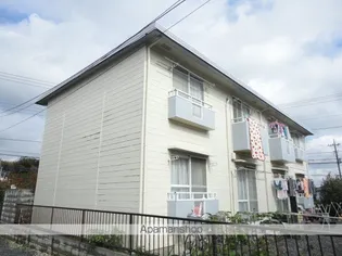 ホワイトヴィラ【1階】の外観