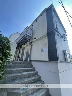 ピオ生麦【1階】の外観
