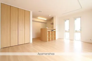 レジデンス 太田 A・B【1階】の居間