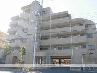 メゾン・リヴィエール【3階】の外観