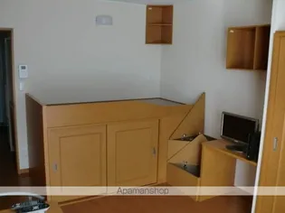 レオパレスパティオ【105号室】の居間