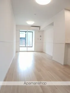 ステラートB【1階】の居間